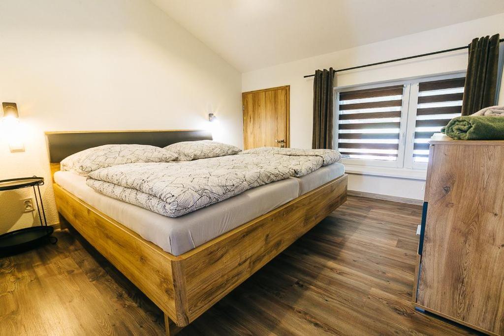 Apartmany Pri Jaskyni - Бистра Екстер'єр фото