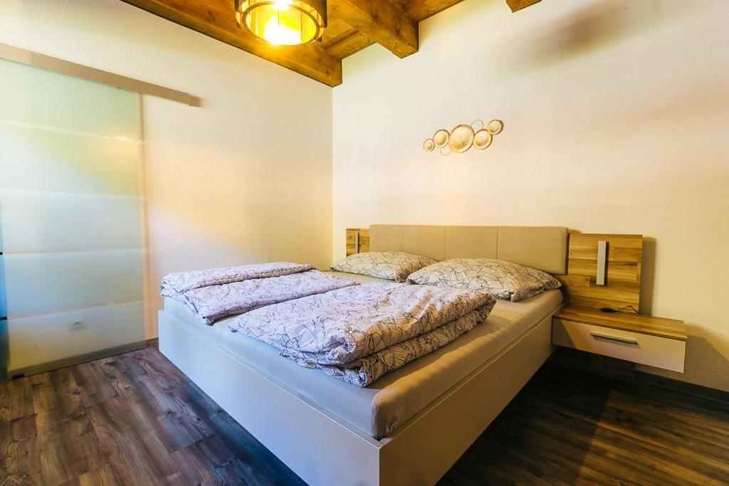 Apartmany Pri Jaskyni - Бистра Екстер'єр фото