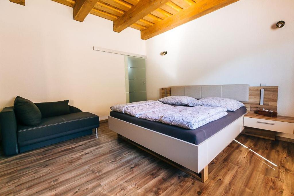 Apartmany Pri Jaskyni - Бистра Екстер'єр фото